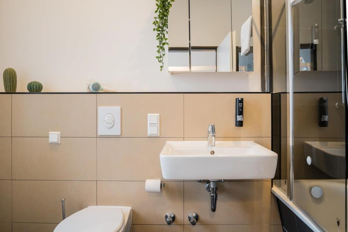 Shabby Chic Plus Self Checkin Plus Free Street Parking Berlin Ngoại thất bức ảnh